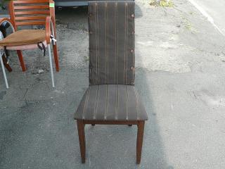 Продажа б.у. деревянных стульев с чехлом для кафе, баров, ре