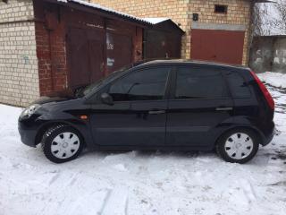 Ford Fiesta Фото 2