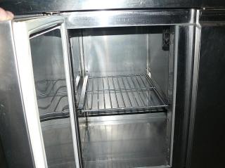 Продам б/у холодильный стол Италия Фото 3