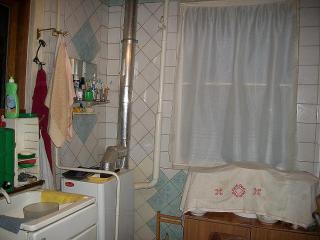 Большая часть 60 м.кв. капит.(котеджного типа) в 2 этажа дом Фото 4