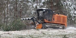 Услуги гусеничного с широкой гусянкой мульчера