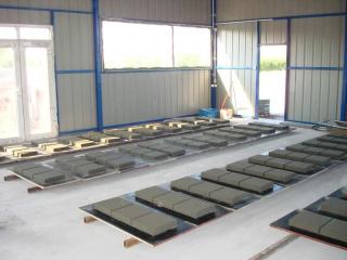 Стационарный вибропресс по производству блоков SUMAB Е-300 Фото 2