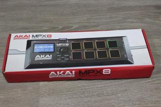 Продам AKAI MPX8 Mobile SD Sample Player Фото 3