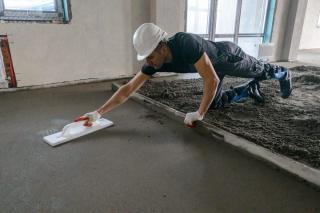 ПОЛУСУХАЯ, МЕХАНИЗИРОВАННАЯ СТЯЖКА ПОЛА