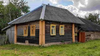 Крепкий симпатичный домик в деревушке Фото 4