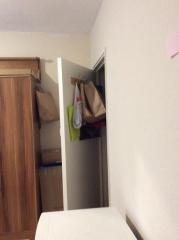 15 min to BankCanary Wharf. E14 doble room. For One Male. Mo Фото 4