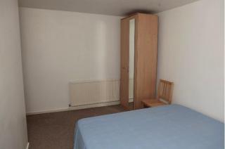 E16 Canning town double room. For Single/Couple. ASAP Фото 2