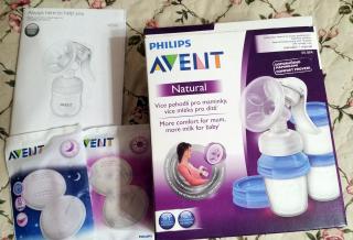 Молокоотсос ручной Philips Avent SCF330/13 + 2 бутылочки Фото 2