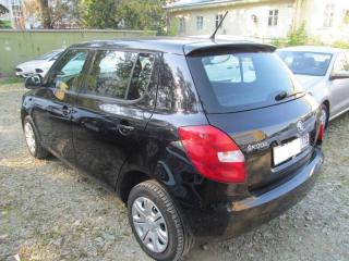 Skoda Fabia Фото 4