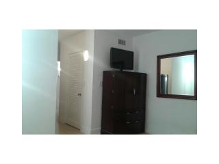 Сдается однокомнатная квартира с видом на океан в Майами Фото 3