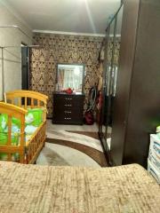 Продаю квартиру 2-ком., 43кв. м., этаж - 4/4, 7мкр Фото 4