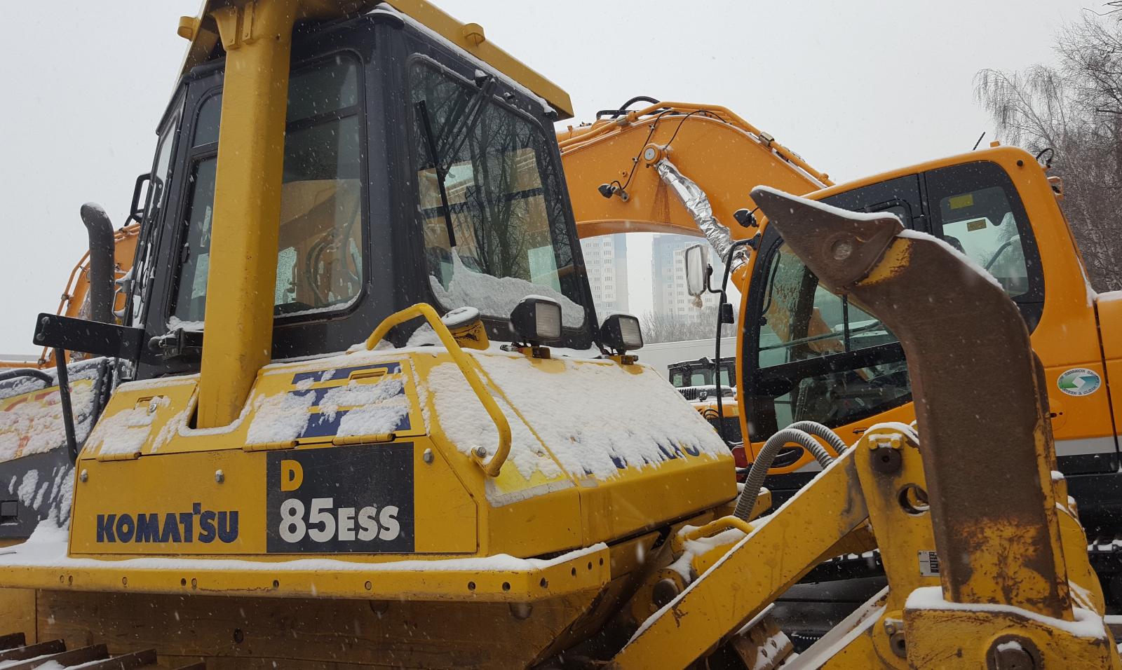 Бульдозера комацу 85. Komatsu d85ess-2a. Бульдозер Komatsu d85ess-2a. Бульдозер Комацу 85 ESS. D85ess-2a.