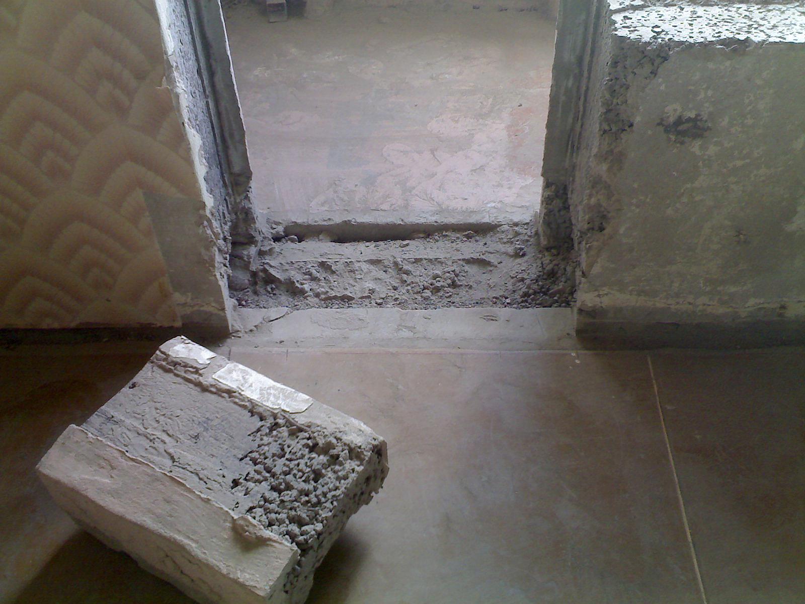 демонтаж балконного порога. демонтаж порожков. демонтаж балконного порога. п44 балконный порог арматура. демонтаж порожков.